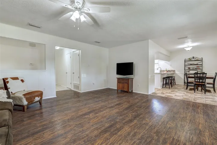 800 River Bend Dr, Georgetown, Texas 78628