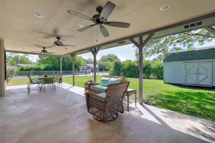 800 River Bend Dr, Georgetown, Texas 78628