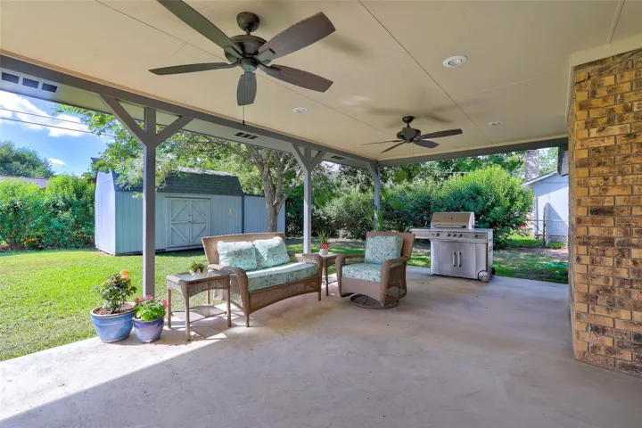 800 River Bend Dr, Georgetown, Texas 78628