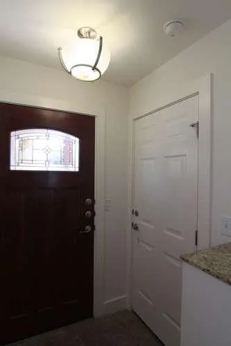 Photo 3 of 13420 LYNDHURST ST #401
