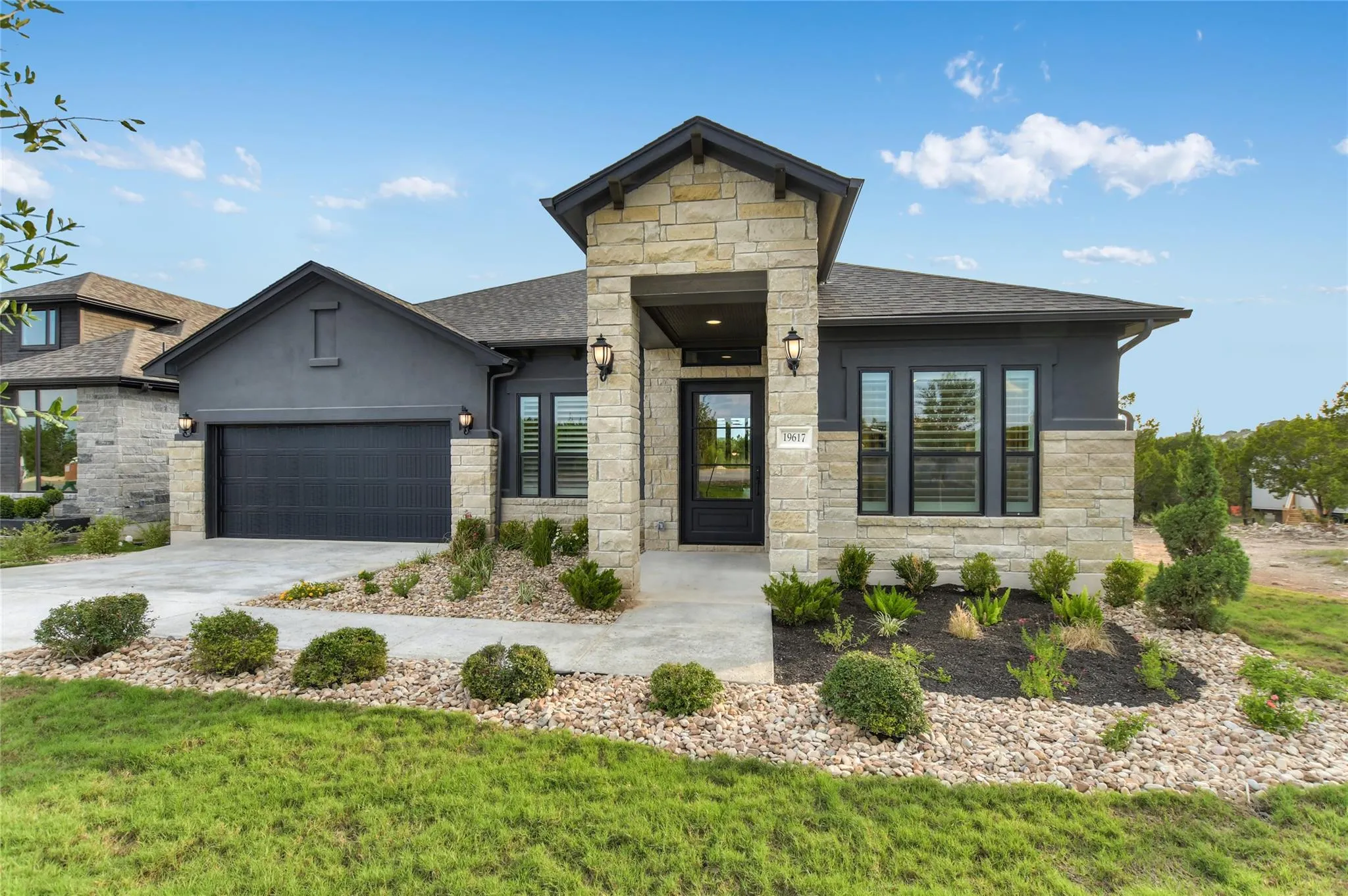 Photo 2 of 19617 SERENITY LN