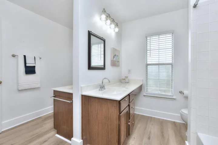 Notice the unique design in this back-2-back dual vanity! 