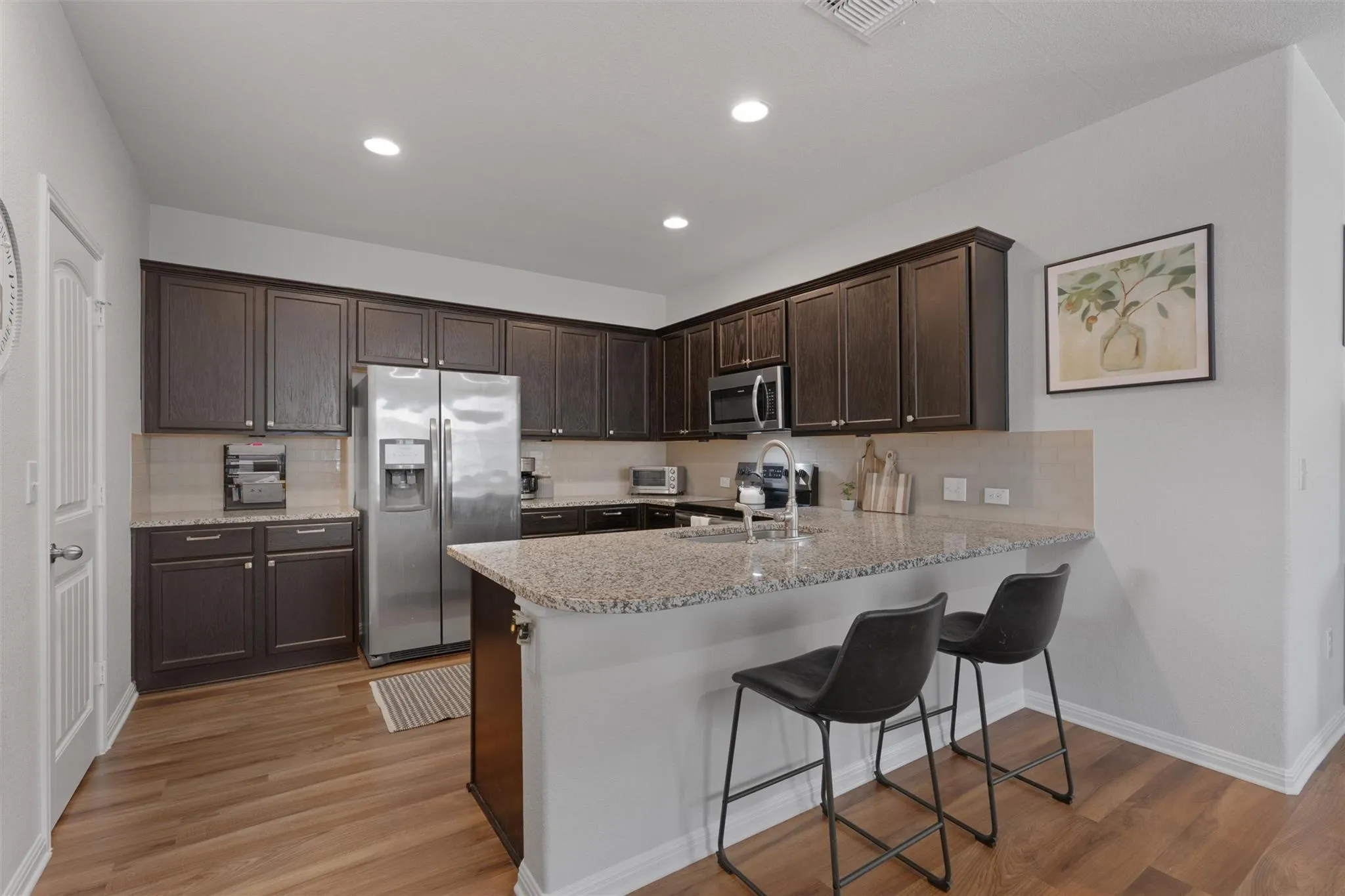 Photo 3 of 1701 LOGAN DR #38