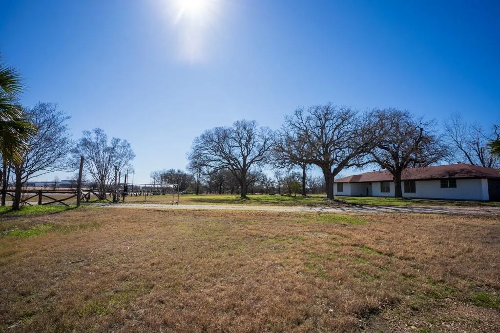 Photo 5 of 5906 N FM 973 RD