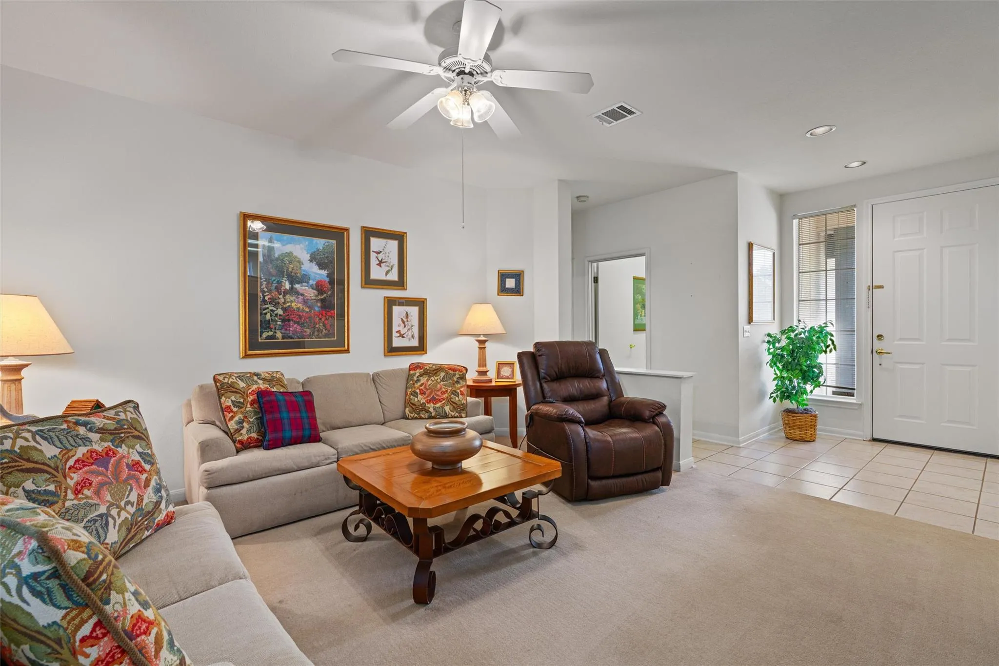 Photo 5 of 121 LARKSPUR LN