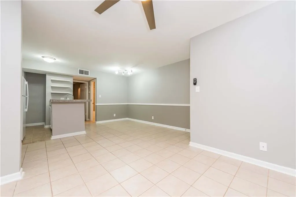 Photo 3 of 3018 1ST ST #109