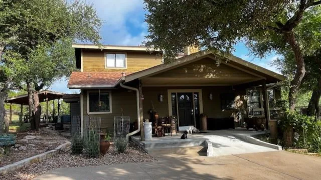 Photo 5 of 21201 KATHY LN