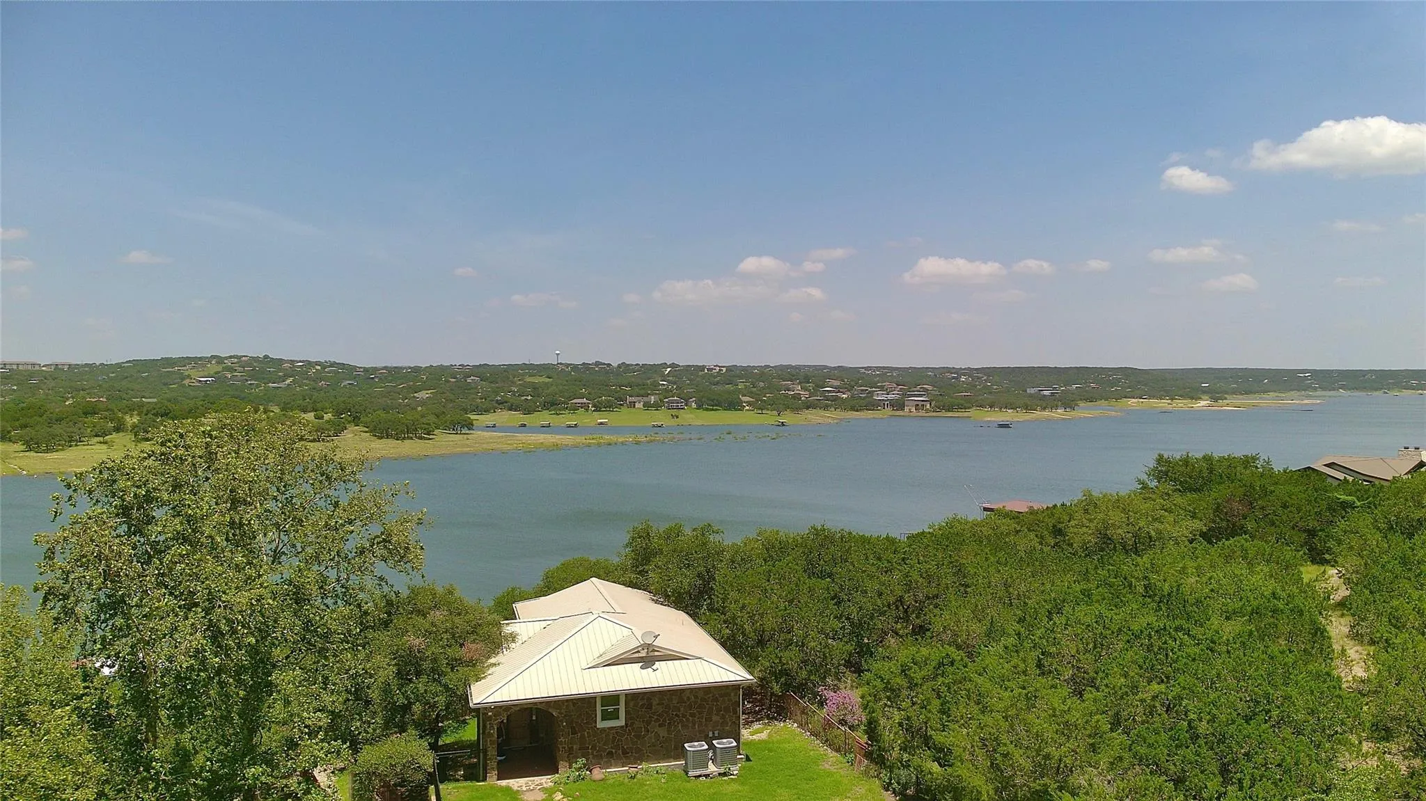 Photo of 20700 E LAKESHORE DR, Spicewood, TX, 78669