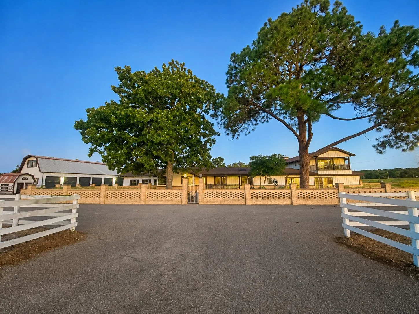 Photo of 2520 HWY 304, Smithville, TX, 78957