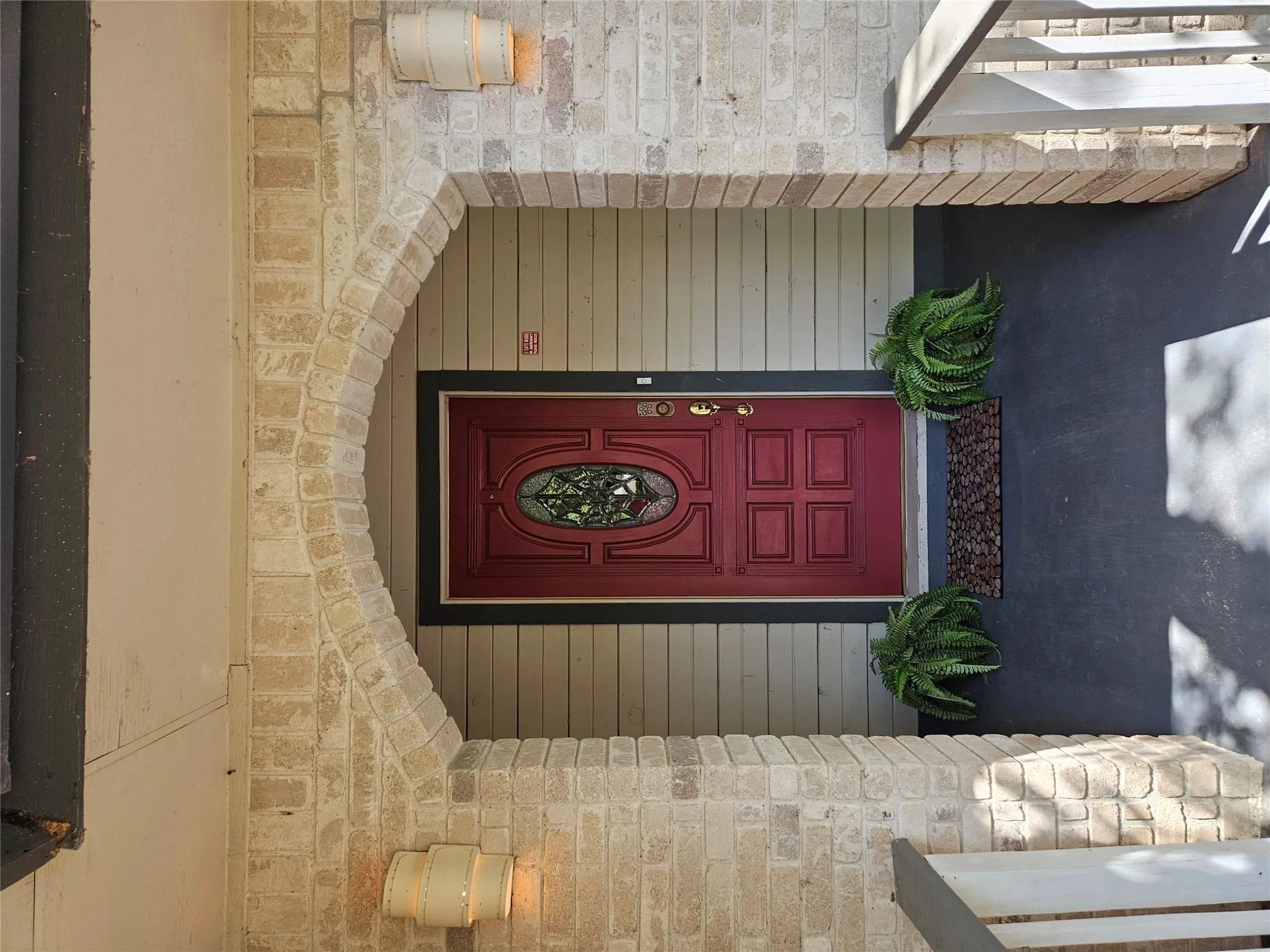 Photo 4 of 215 SERENADA DR