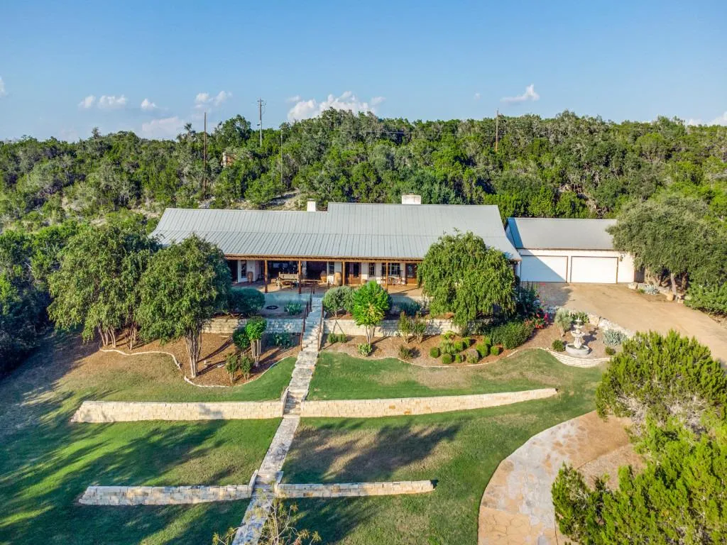 Photo of 160 WIMBERLEY RANCH DR, Wimberley, TX, 78676