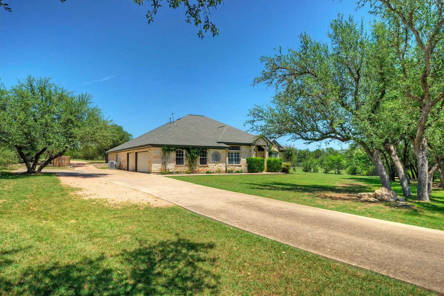 Photo 4 of 12225 TRIPLE CREEK CIR
