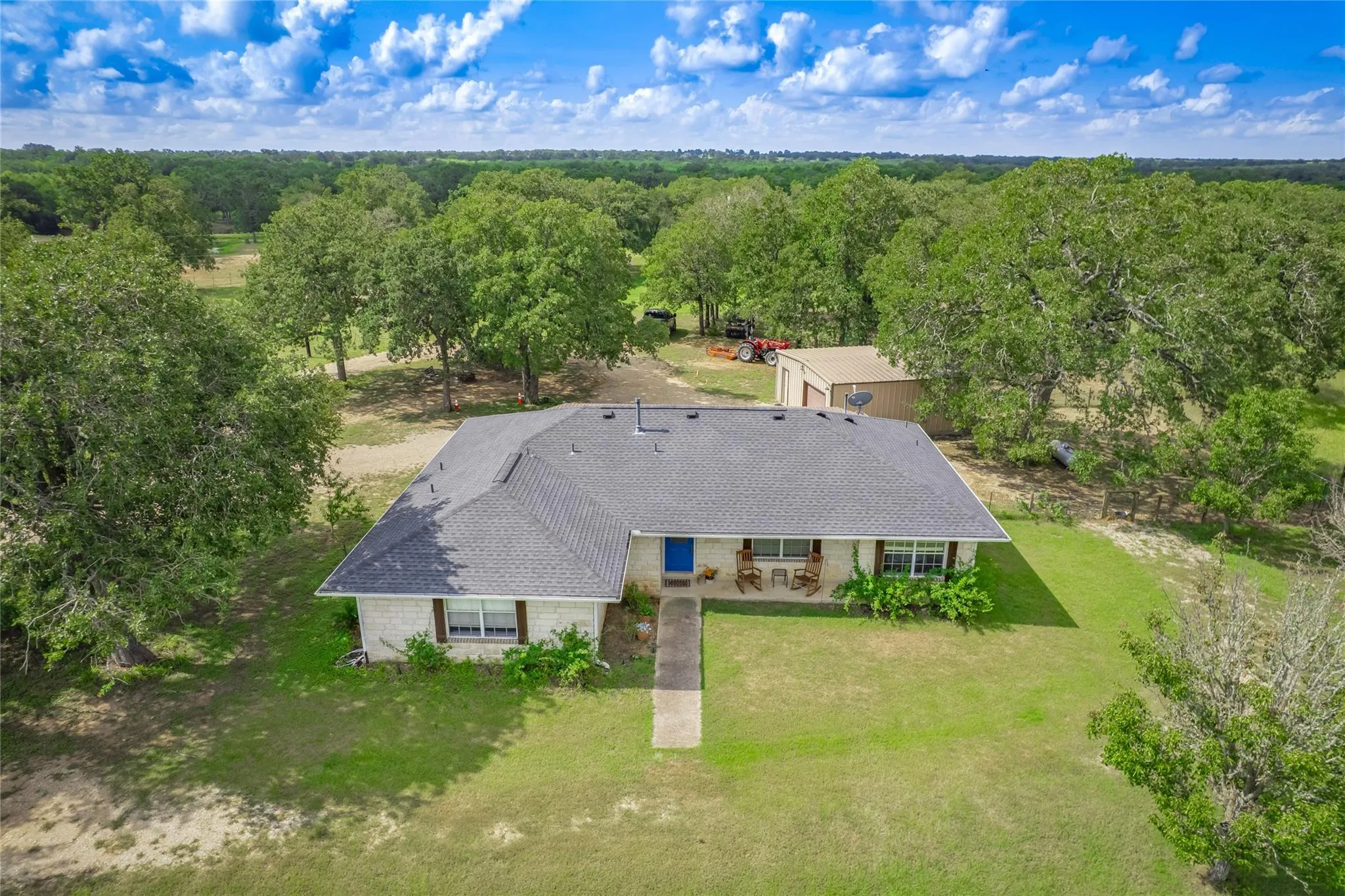 Photo of 1650 COUNTY ROAD 439, Thorndale, TX, 76577