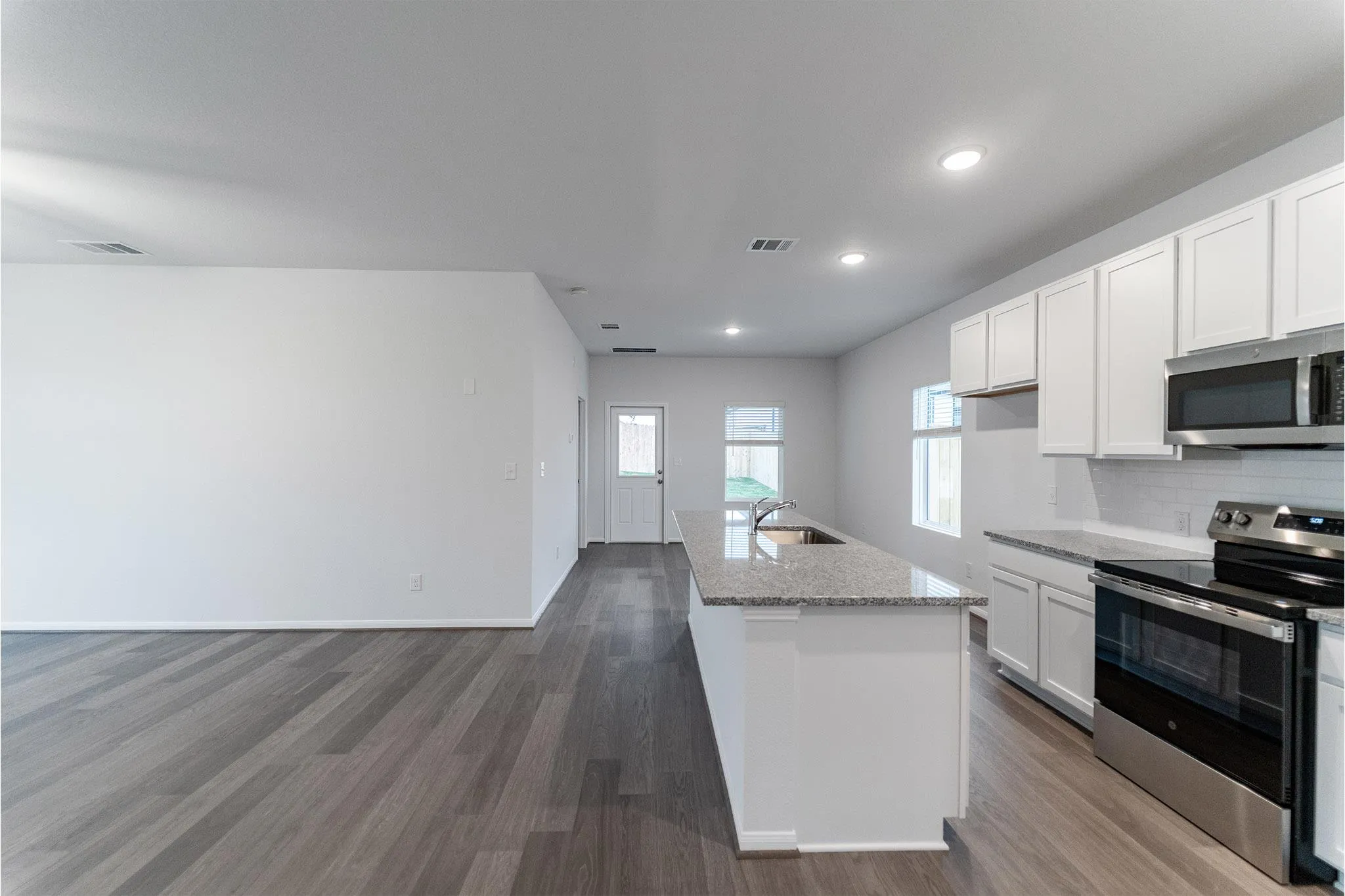 Photo 3 of 740 BARBARY COAST LN