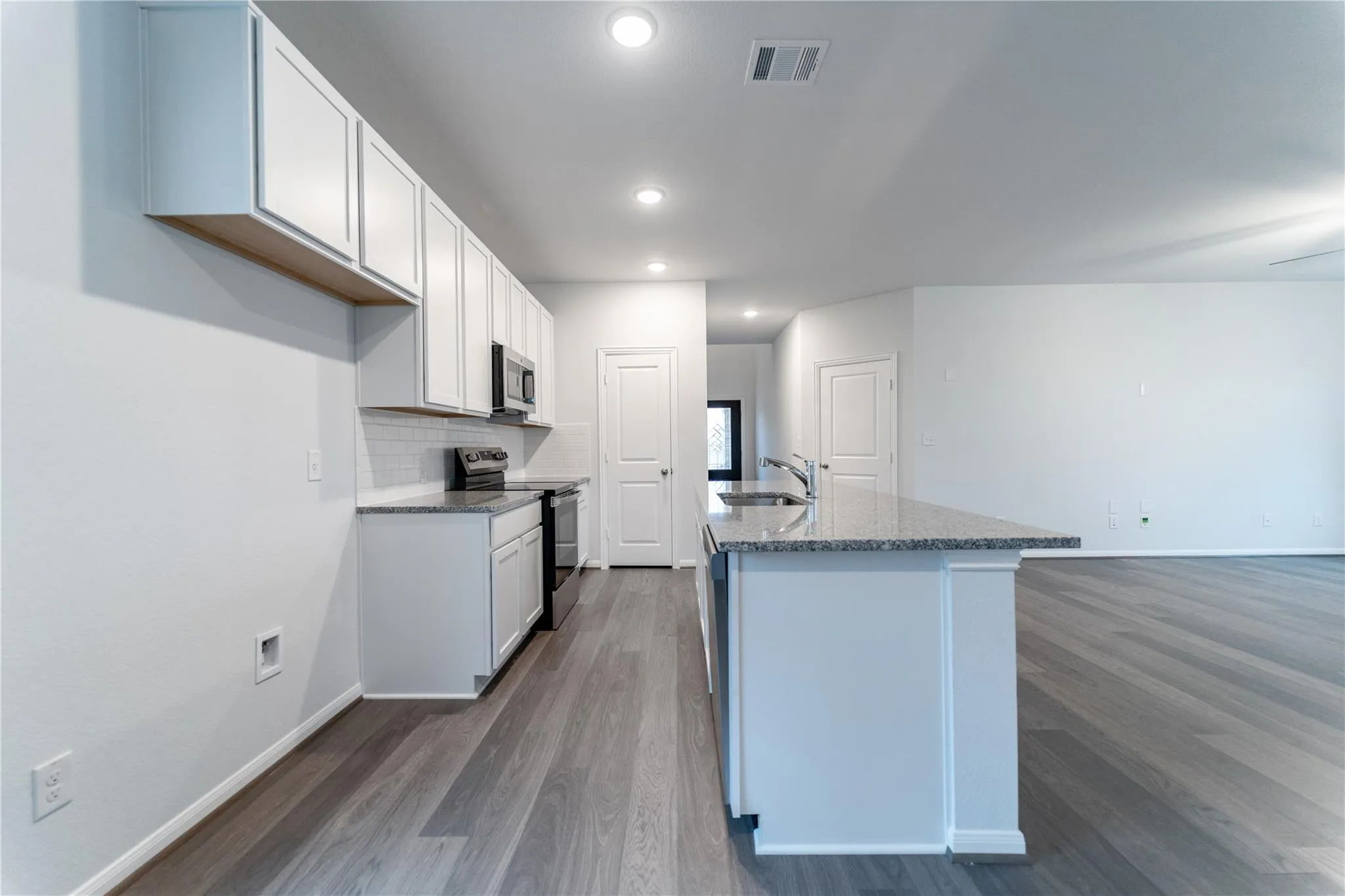 Photo 5 of 740 BARBARY COAST LN