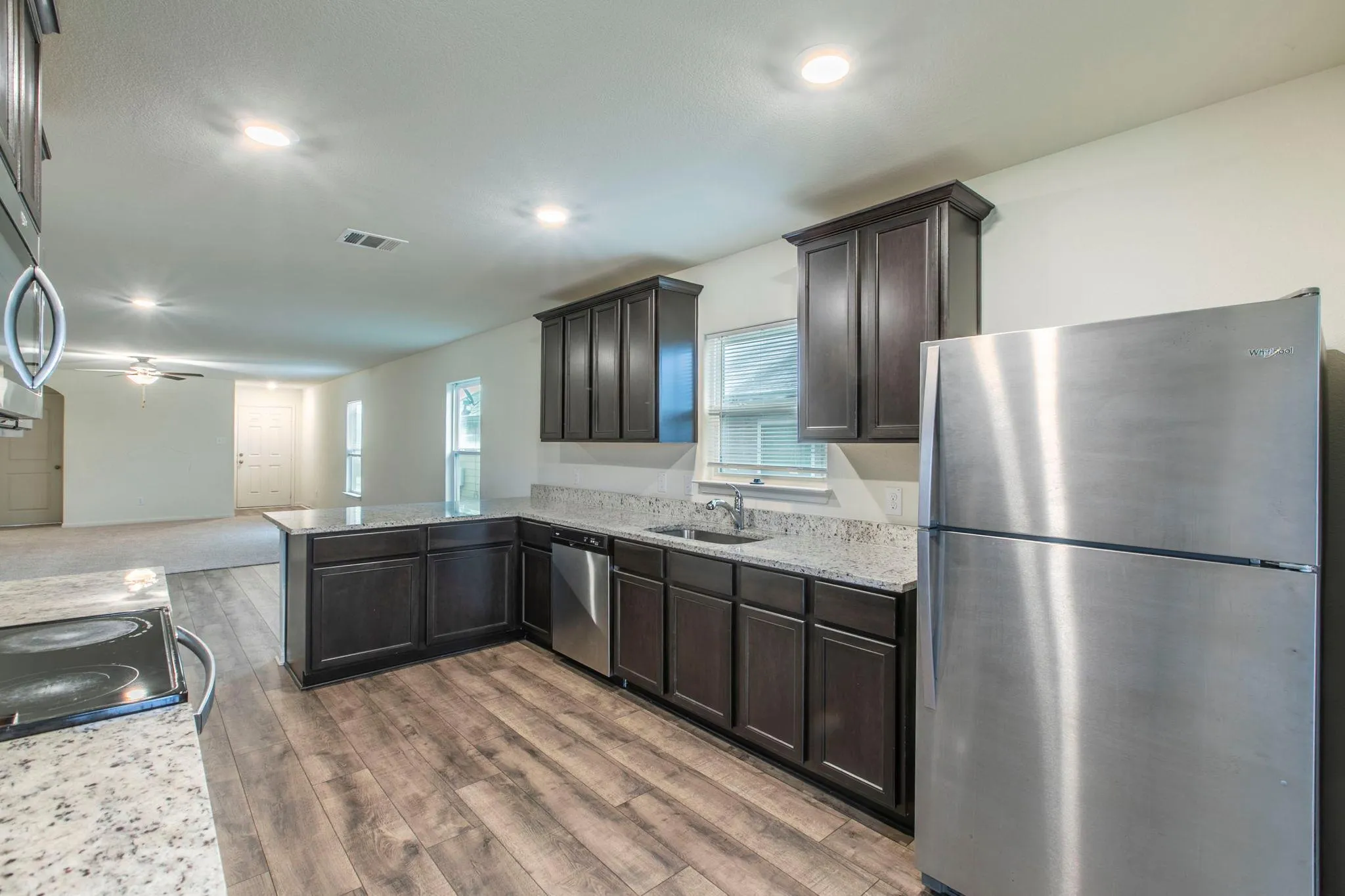 Photo 4 of 136 ALLINGTON CIR