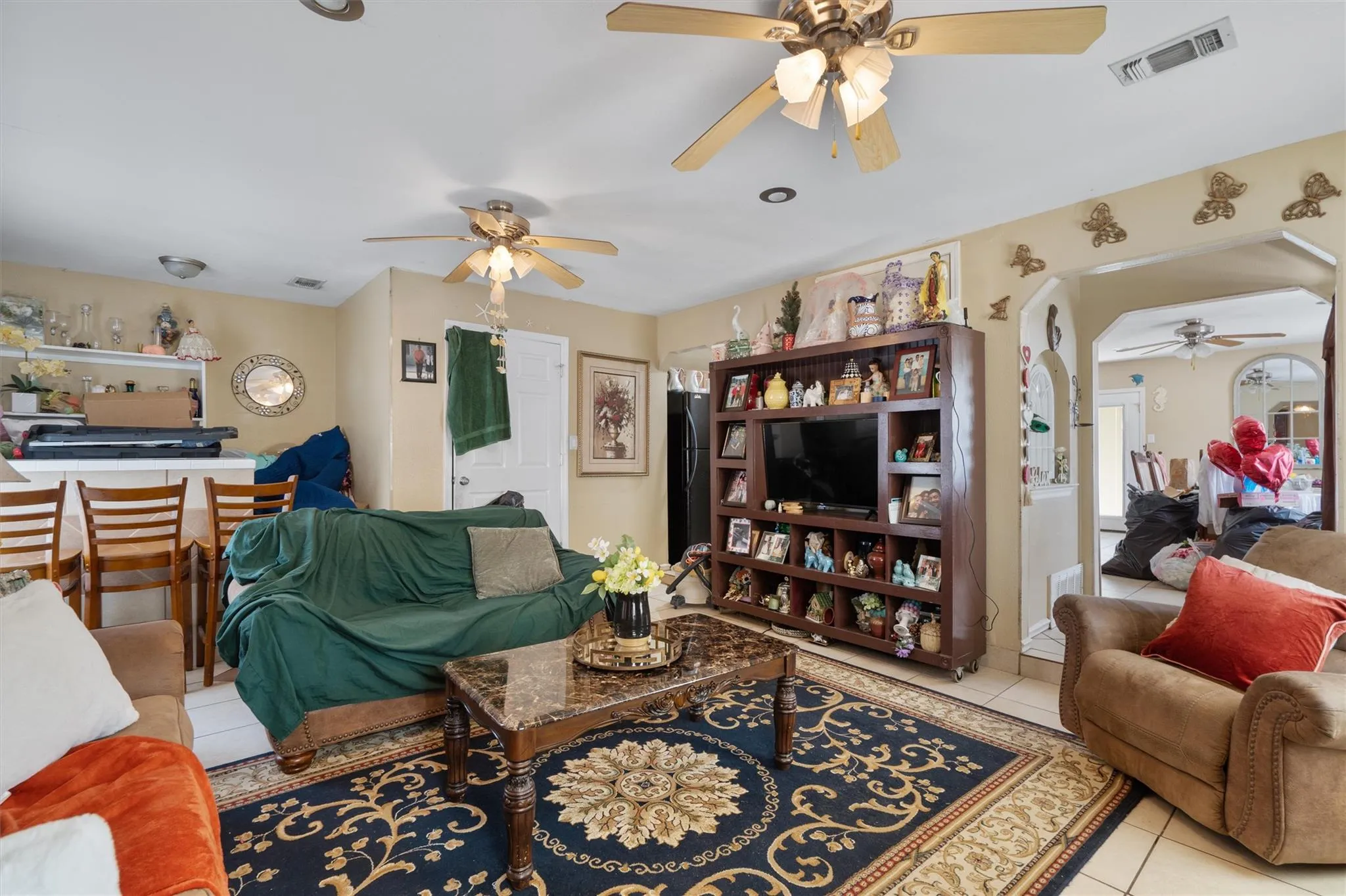 Photo 5 of 5507 BURGUNDY DR