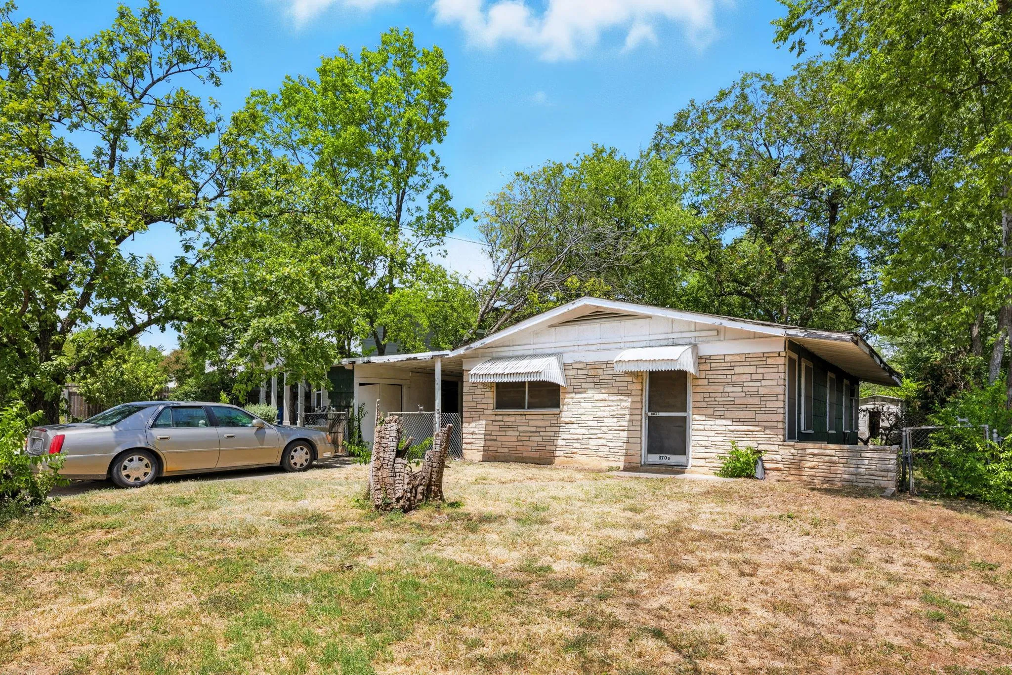 Photo 4 of 3709 TOWER VIEW CT