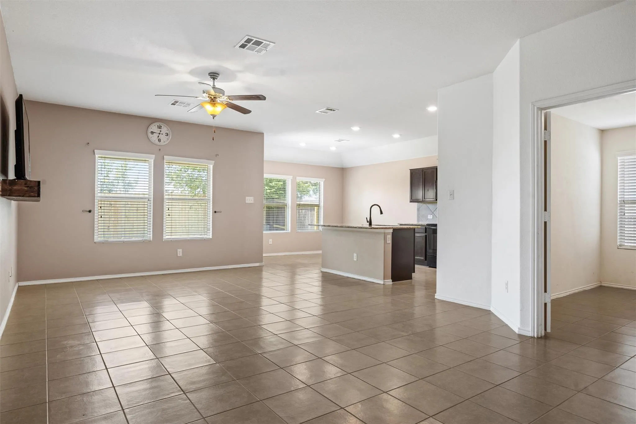 Photo 5 of 444 DRUSE LN