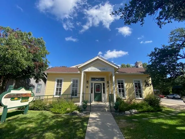 Photo of 302 W MAIN ST #101, Round Rock, TX, 78664