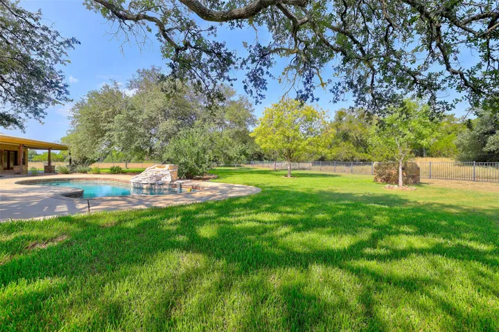 419 Spears Ranch Rd, Jarrell, Texas 76537