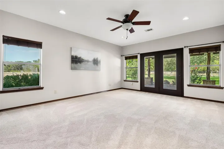 419 Spears Ranch Rd, Jarrell, Texas 76537