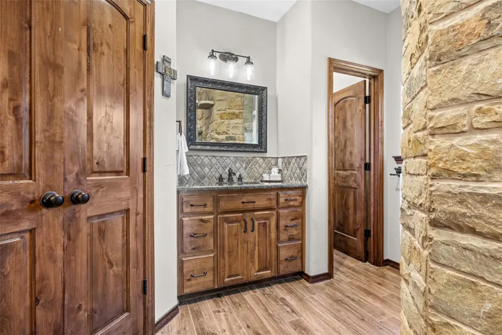 419 Spears Ranch Rd, Jarrell, Texas 76537