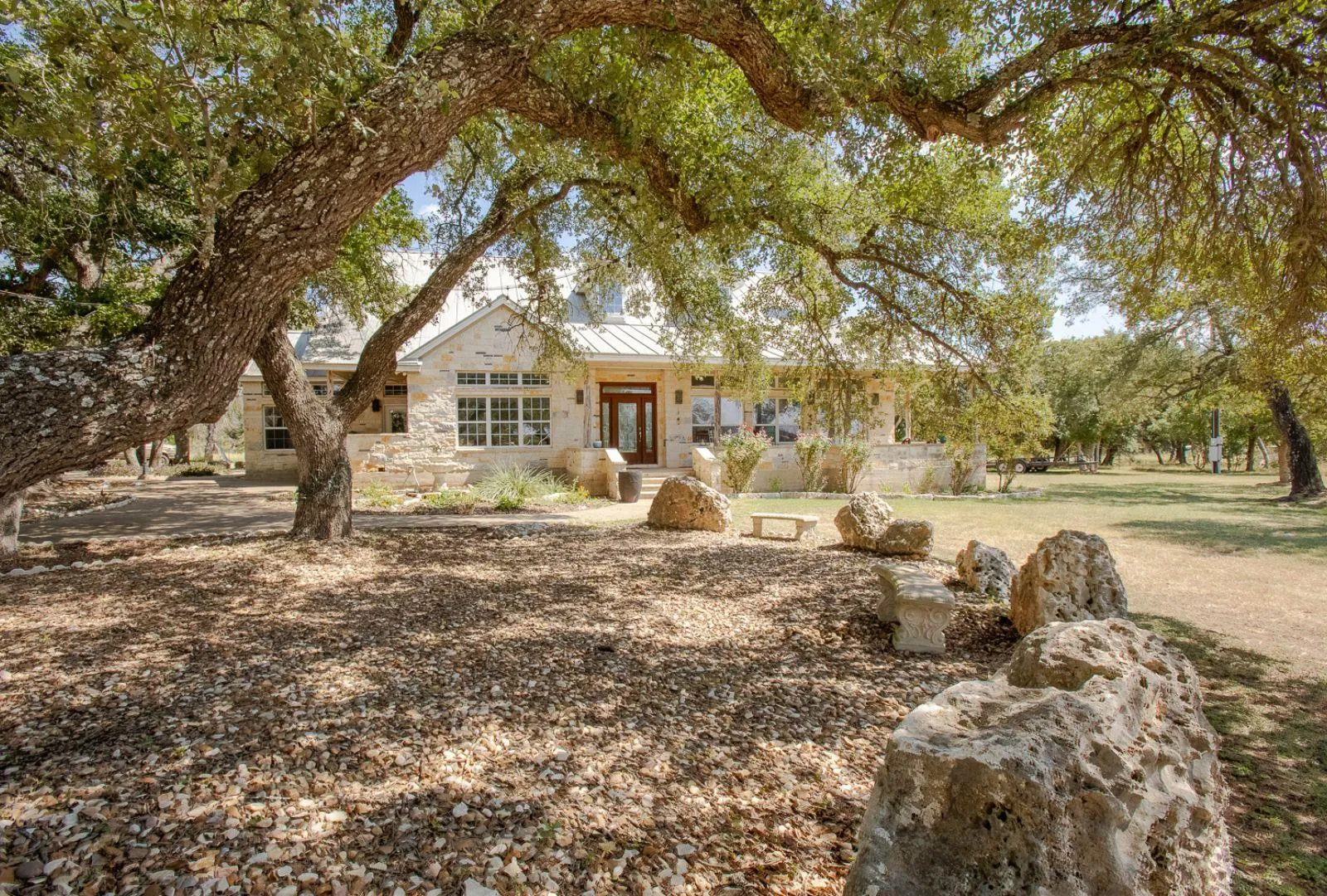 Photo of 2010 COUNTY ROAD 233, Florence, TX, 76527
