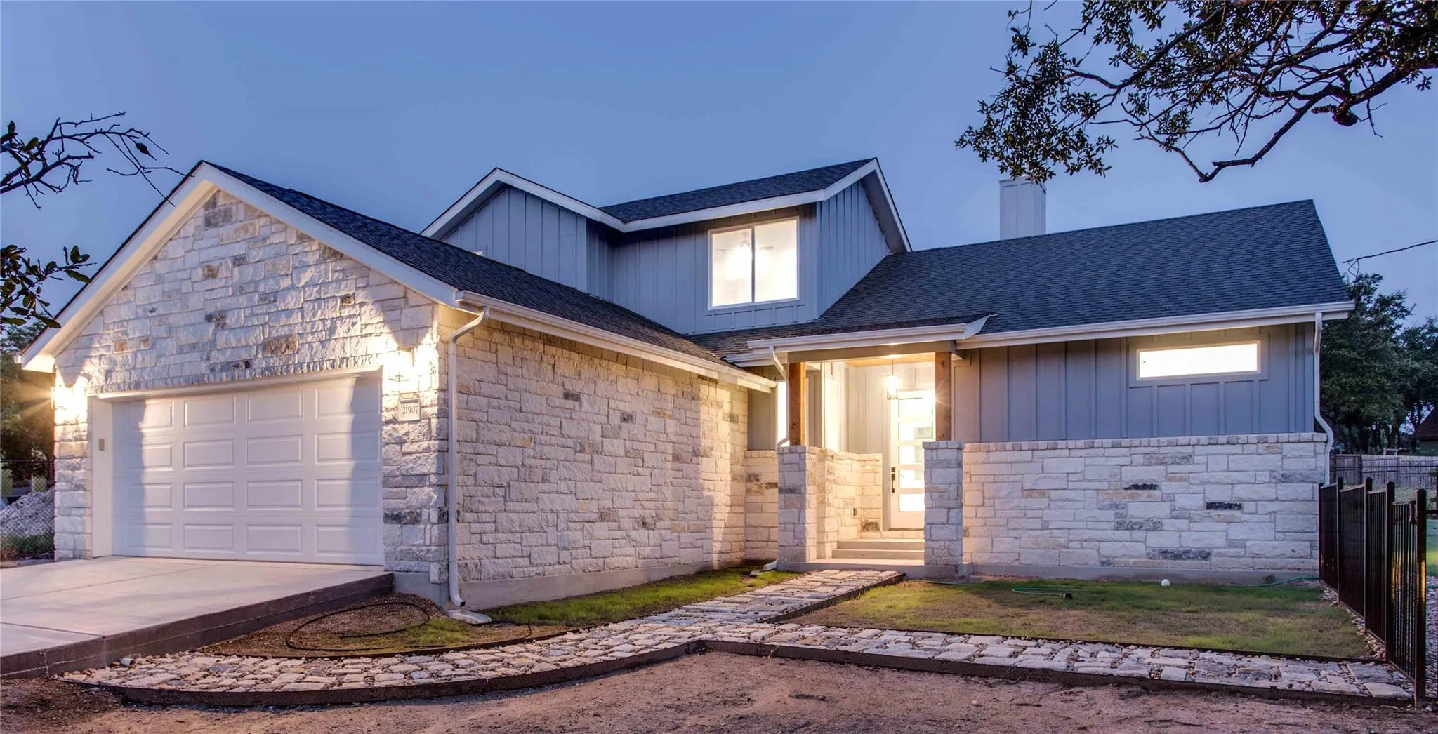 Photo of 21907 SHOTTS DR, Spicewood, TX, 78669