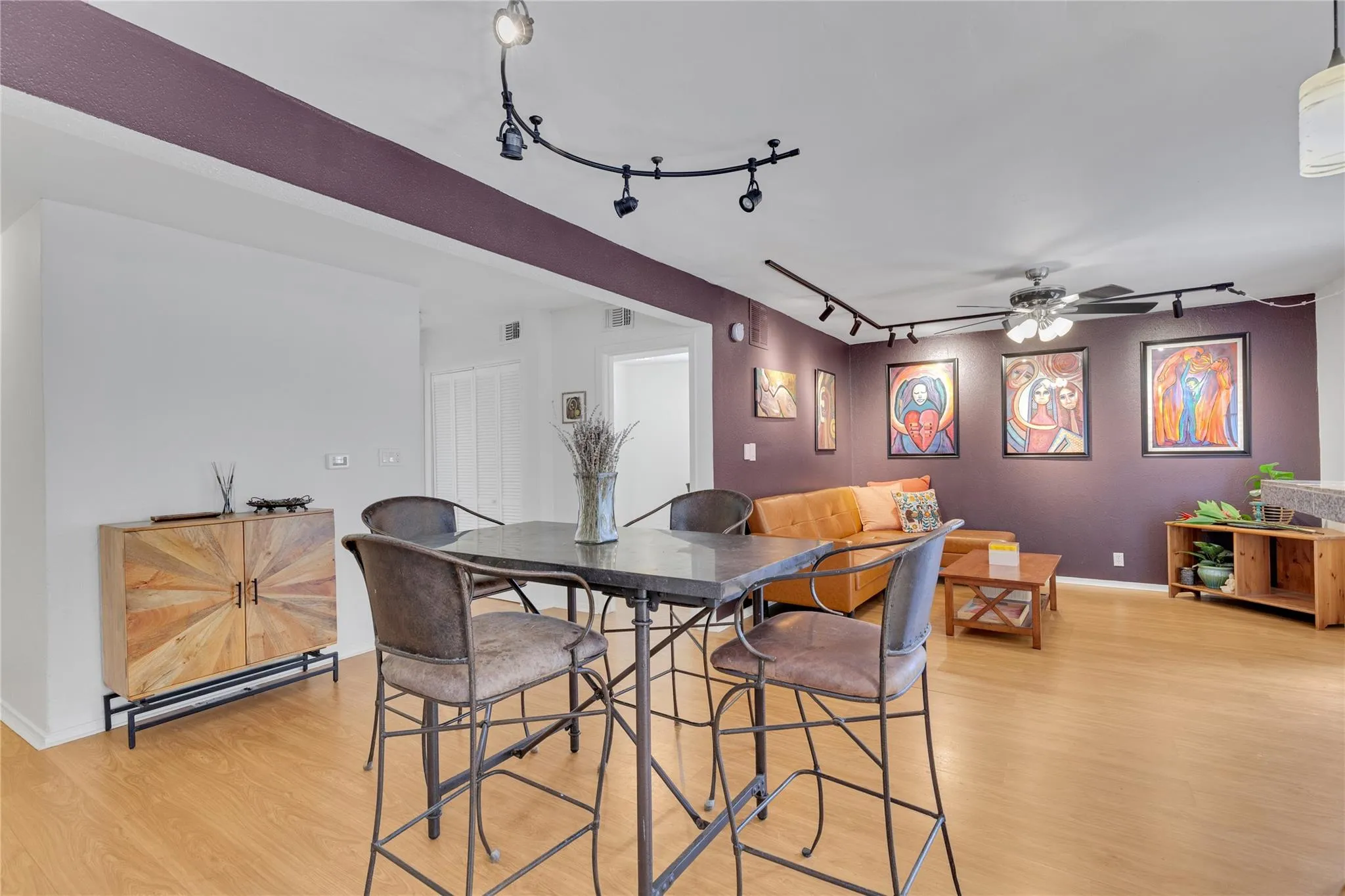 Photo 5 of 3018 S 1ST ST #112