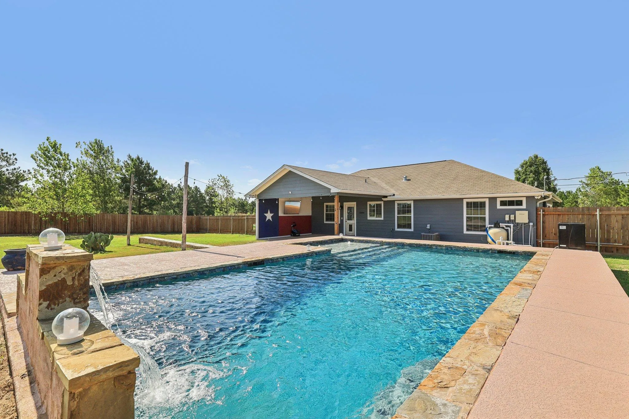 Photo of 165 CATTLEMENS DR, Bastrop, TX, 78602