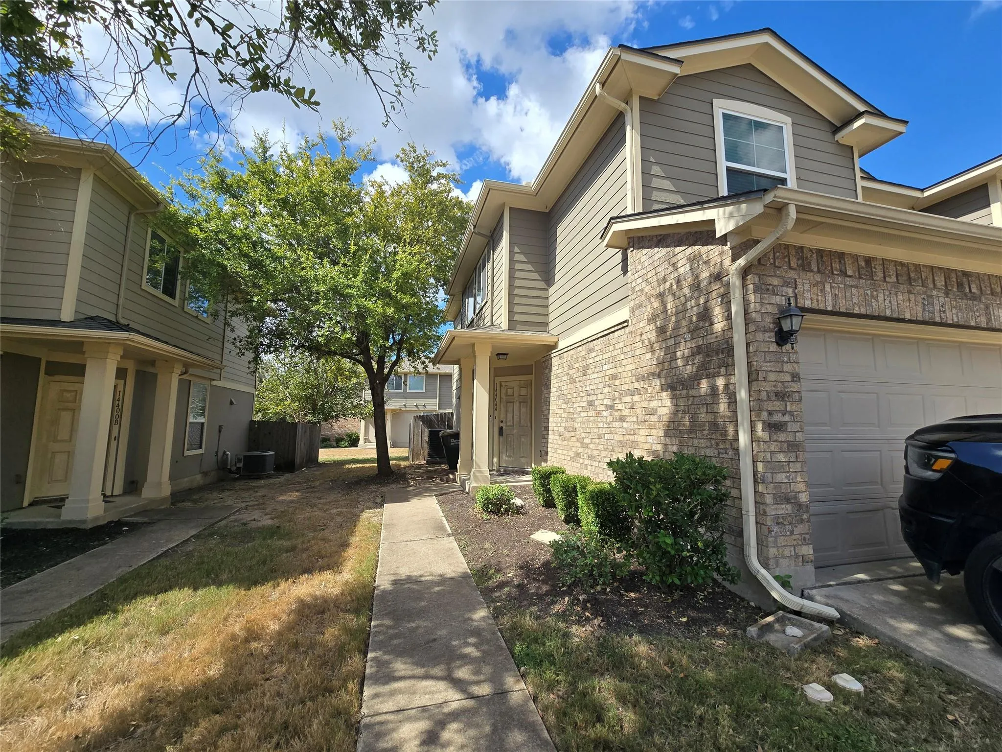 Photo 3 of 14404 CHARLES DICKENS DR #A