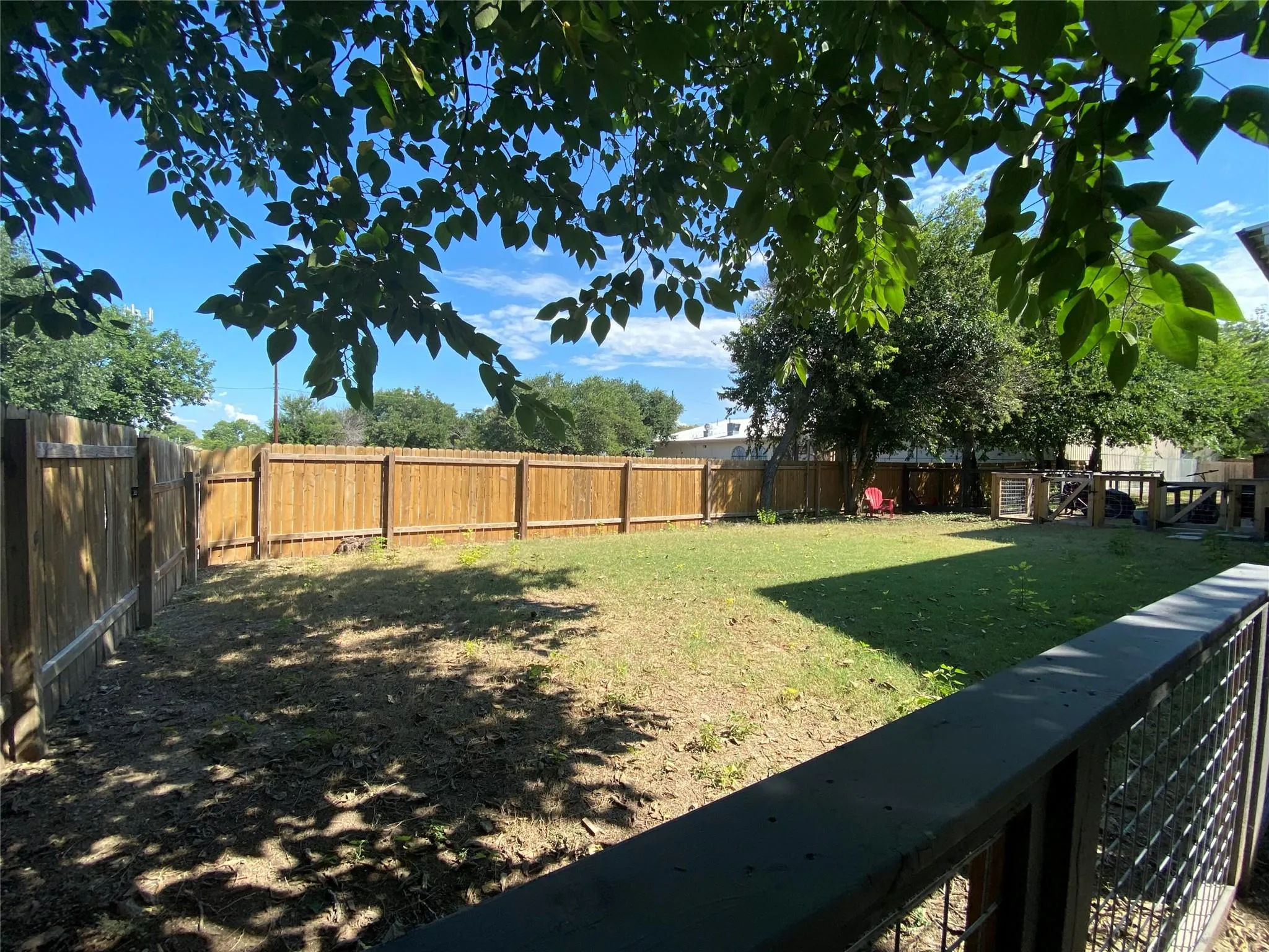 Photo 2 of 1313 E 52ND ST #202