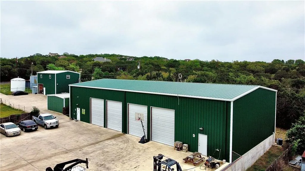 Photo of 10107 SIGNAL HILL RD, Austin, TX, 78737