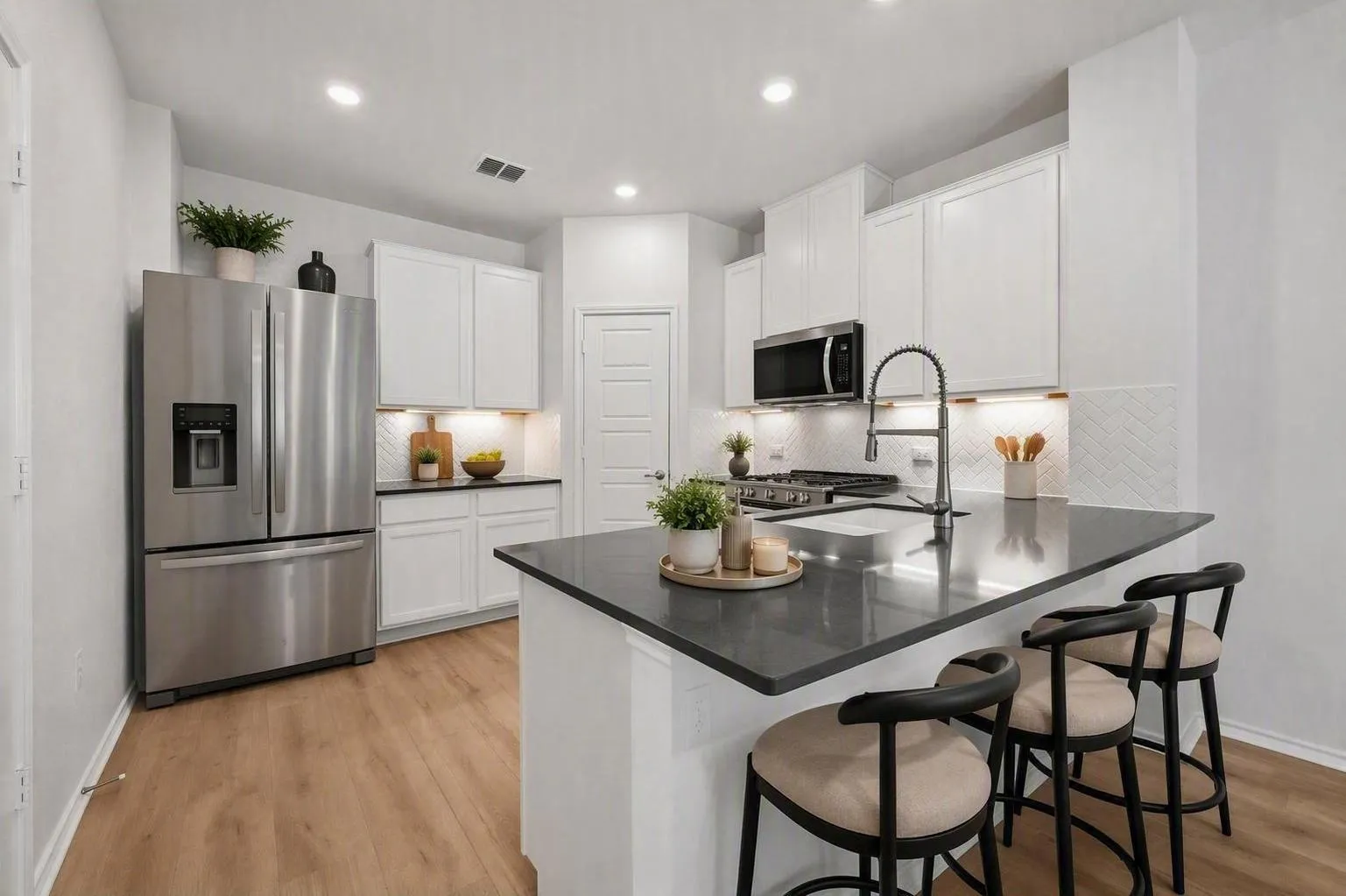 Photo 3 of 12023 SAGRADA ST