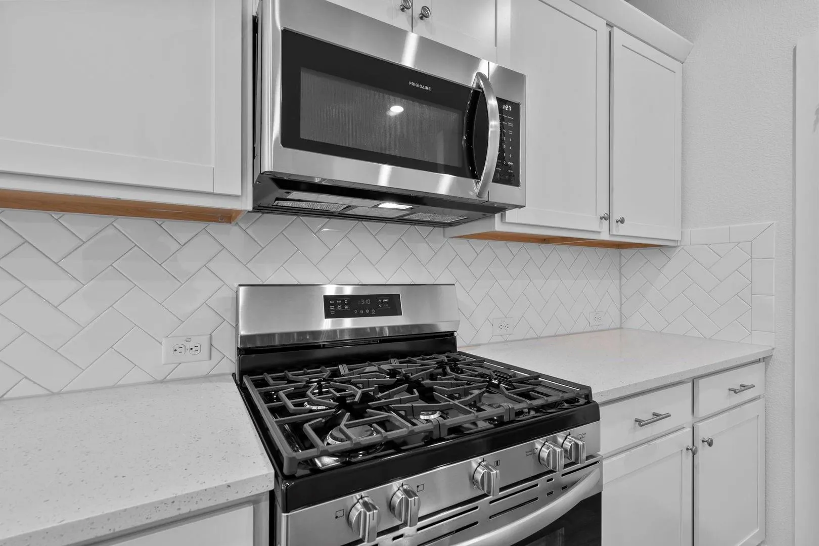 Photo 5 of 193 WEAVER LN LN
