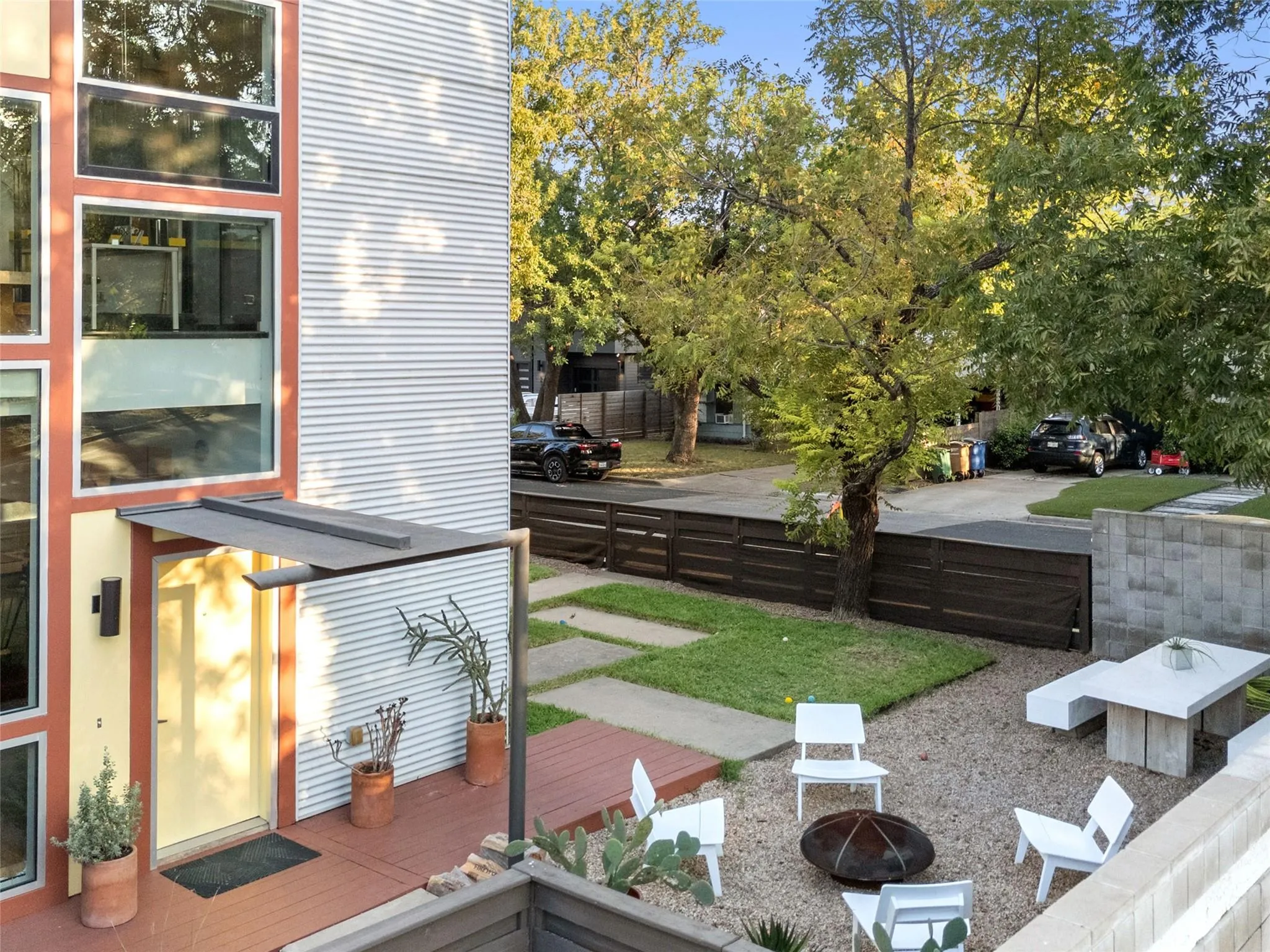 Photo 5 of 502 W 55TH STREET ST #1