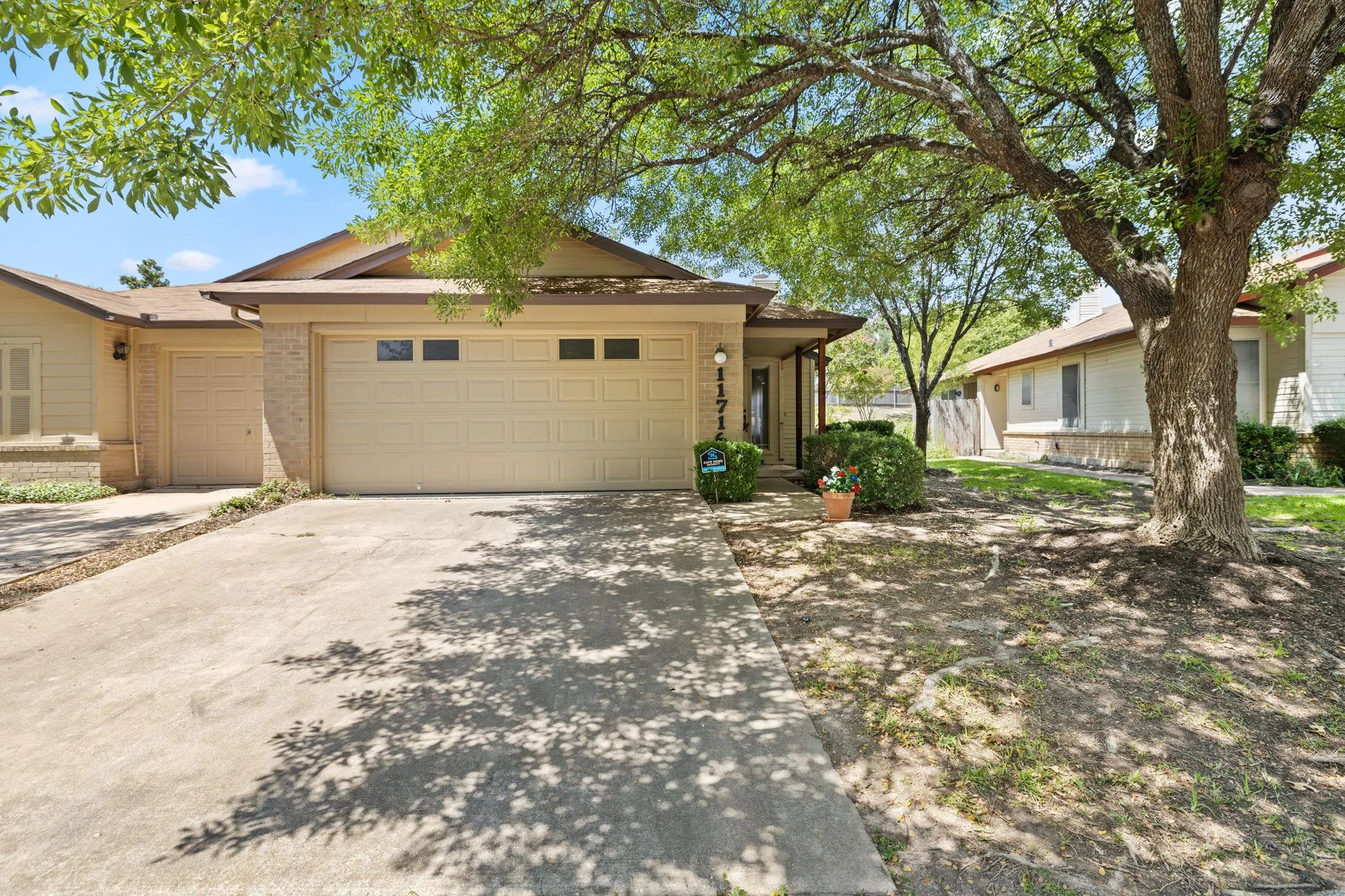 Photo of 11716 NORWEGIAN WOOD DR, Austin, TX, 78758