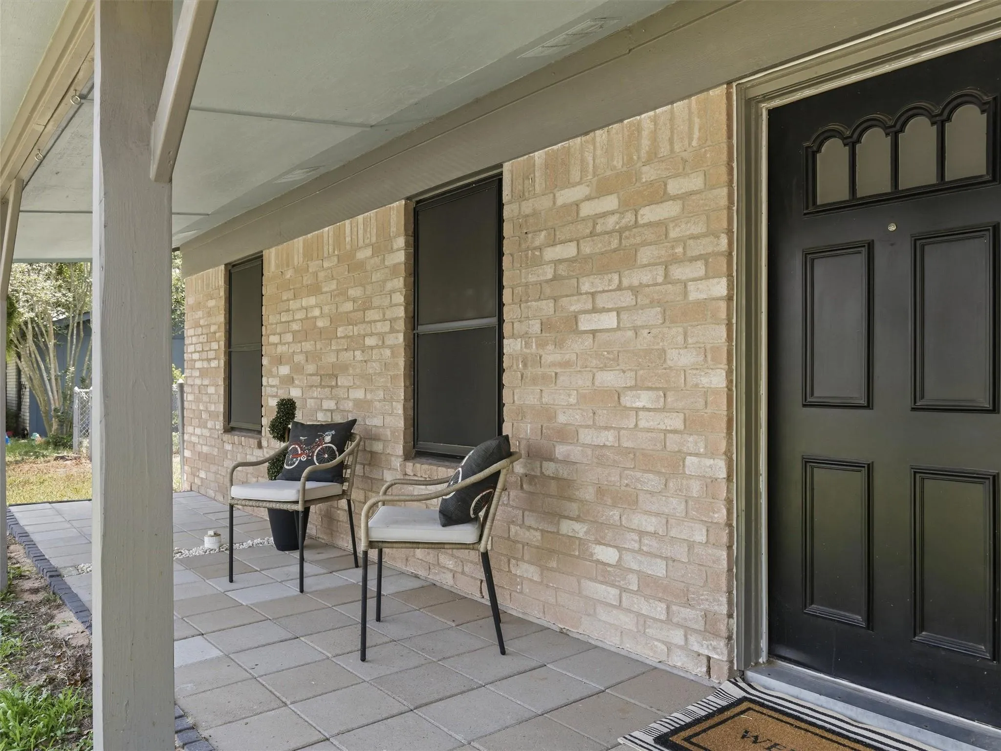 Photo 3 of 1037 WILKES CIR