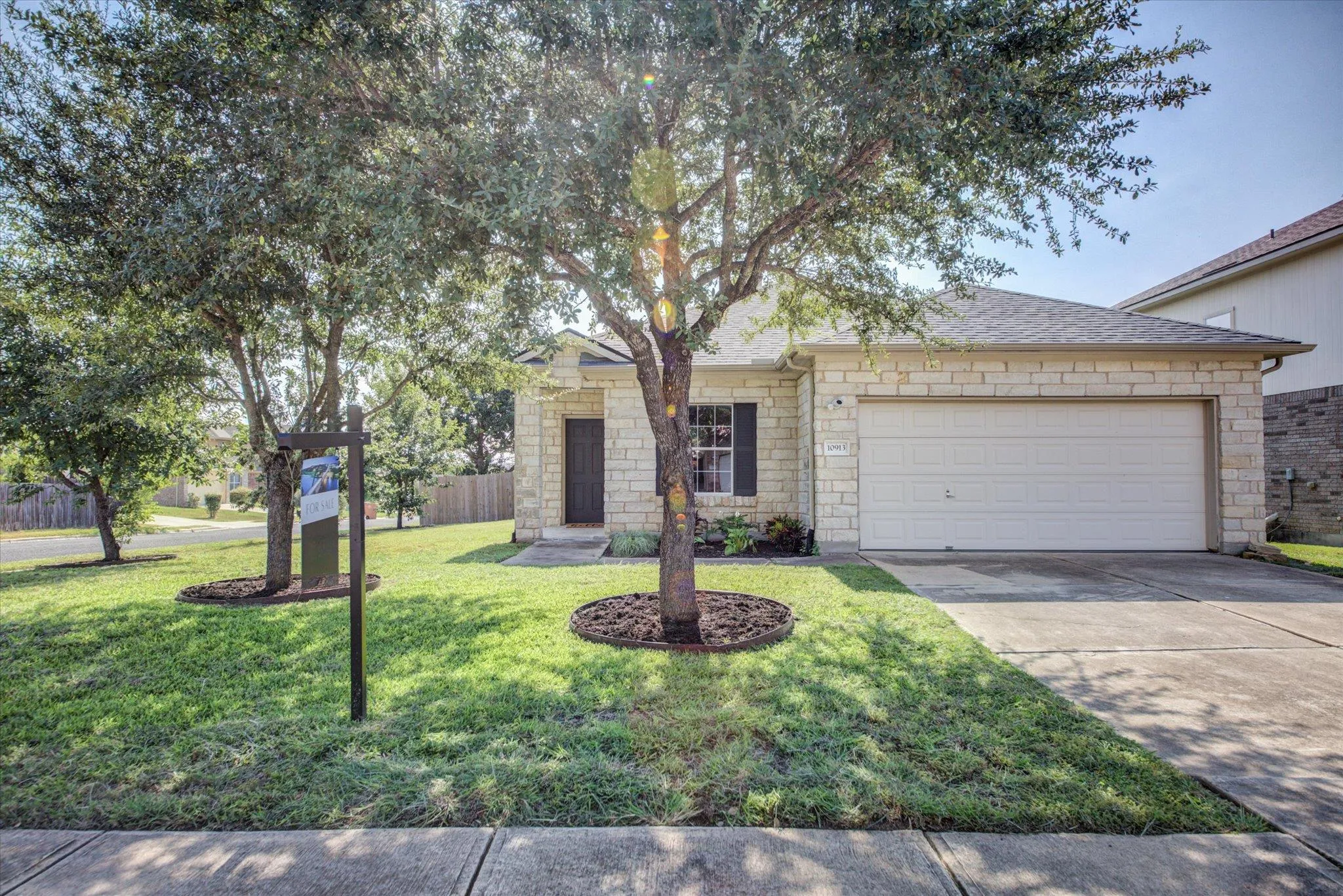 Photo of 10913 LONG SUMMER DR, Austin, TX, 78754