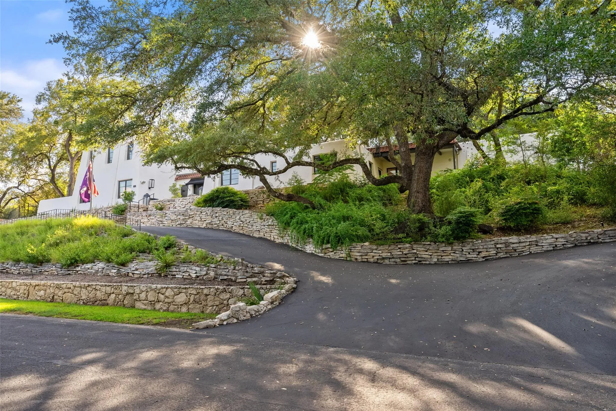 Photo of 429 SUNFISH ST, Lakeway, TX, 78734
