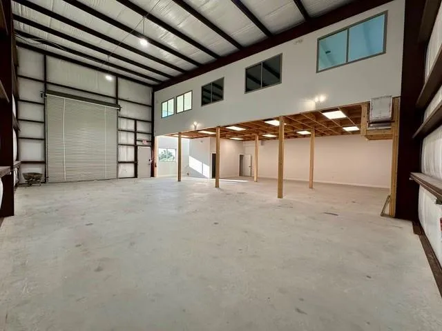 Photo 3 of 10020 DARDEN HILL RD #802