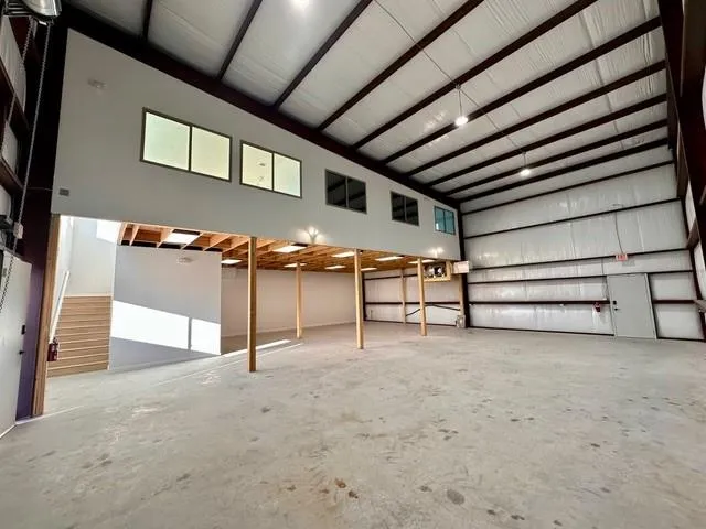 Photo 2 of 10020 DARDEN HILL RD #802