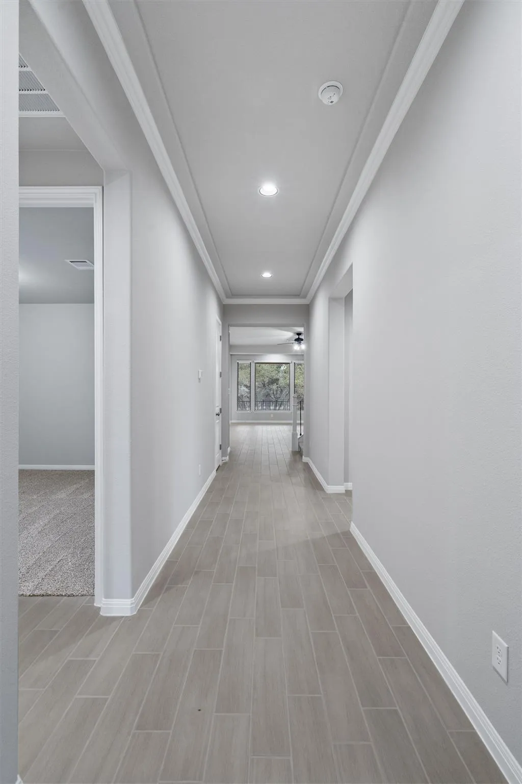 Photo 3 of 136 SCENIC HILLS CIR