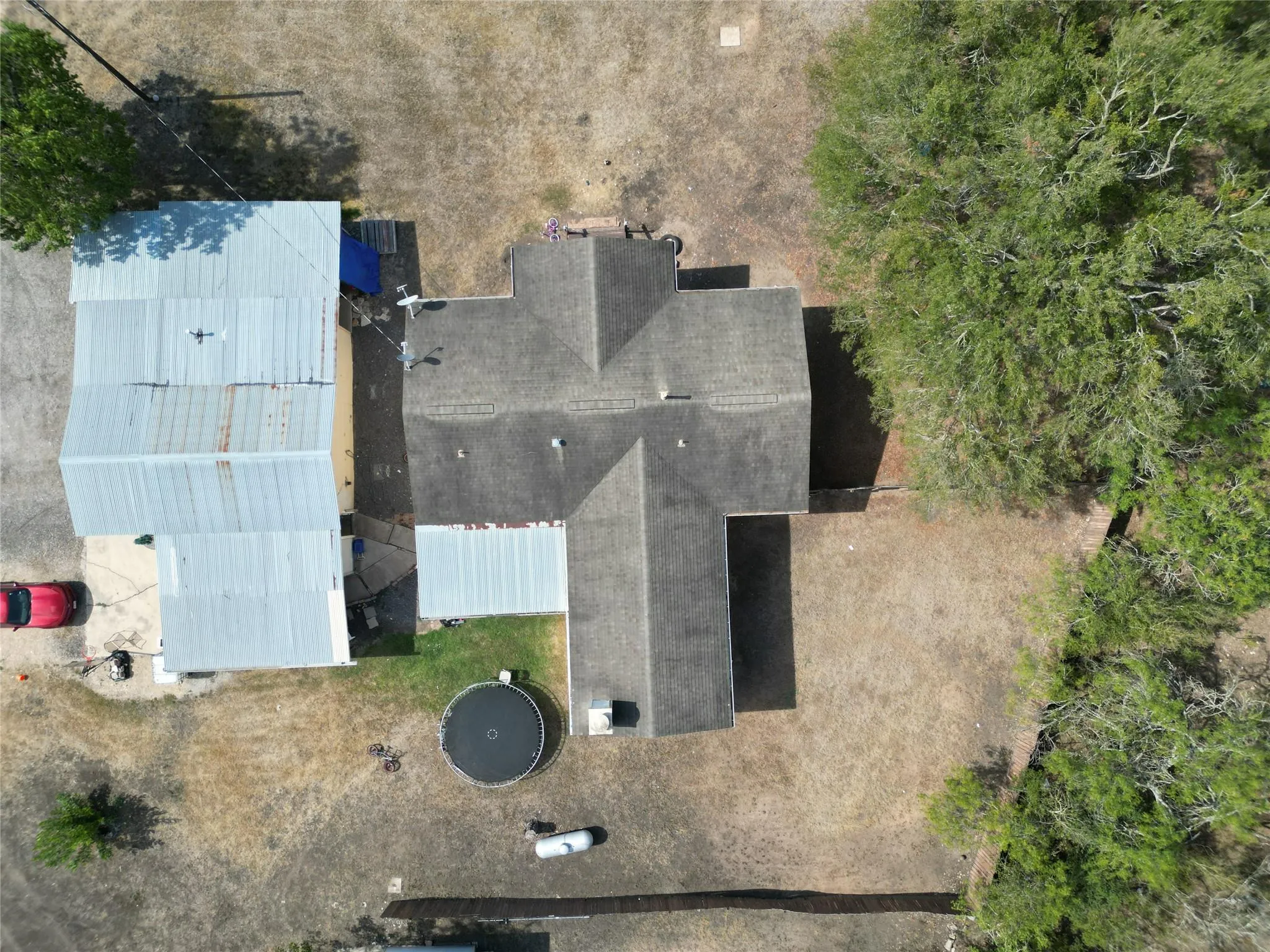 Photo 4 of 622 LONGHOLLOW RD