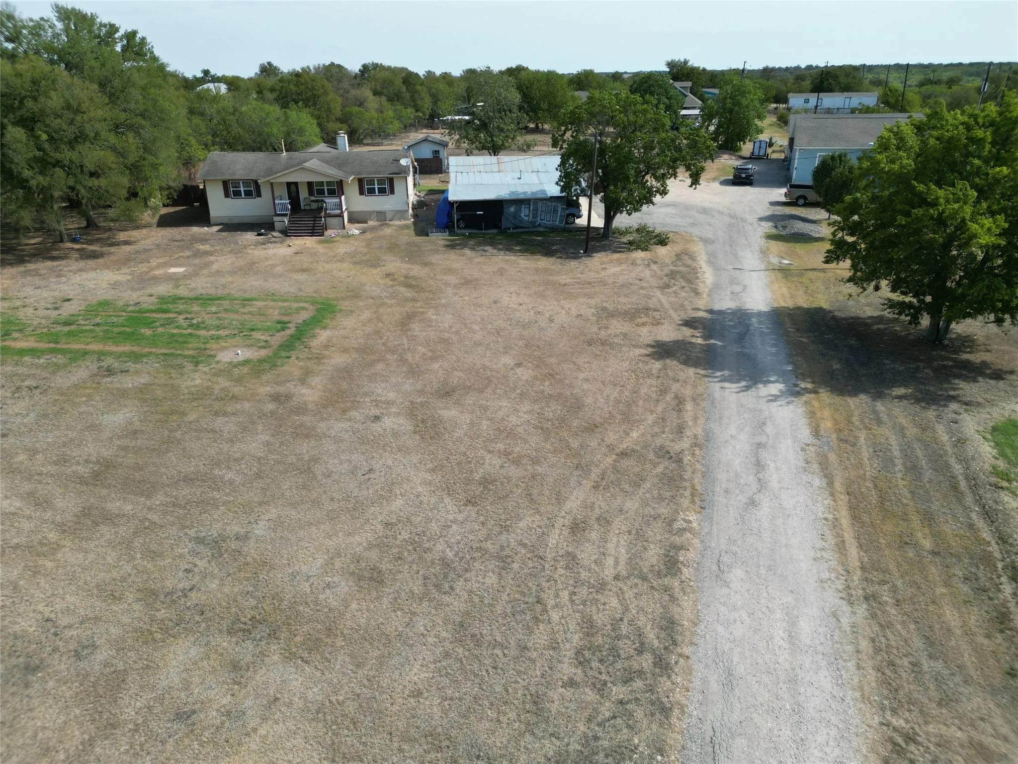 Photo 5 of 622 LONGHOLLOW RD