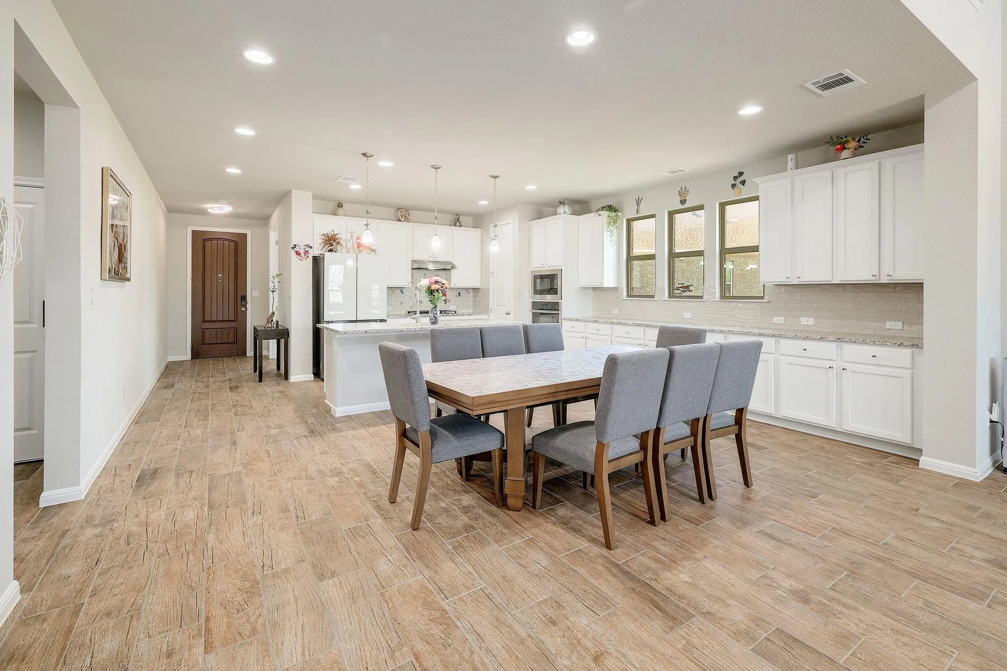 Photo of 1136 ALMERIA BND, Leander, TX, 78641