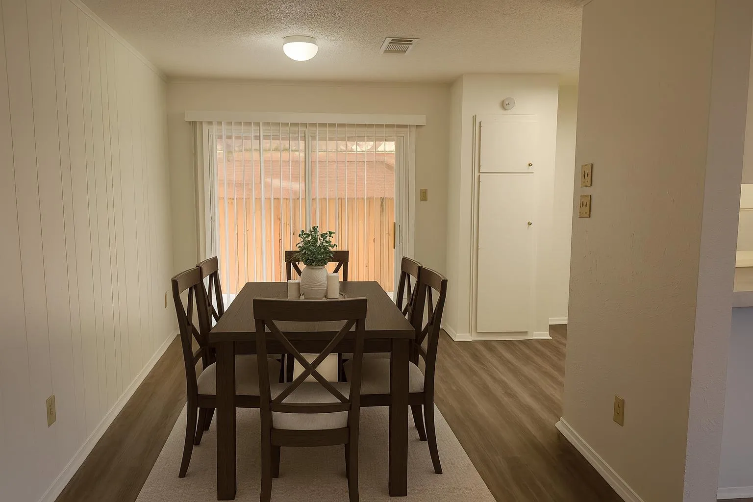 Photo 4 of 9303 QUAIL FIELD DR