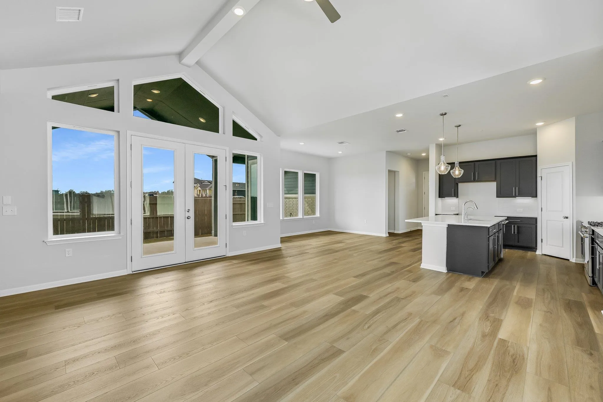 Photo 5 of 8515 DONGAN DR