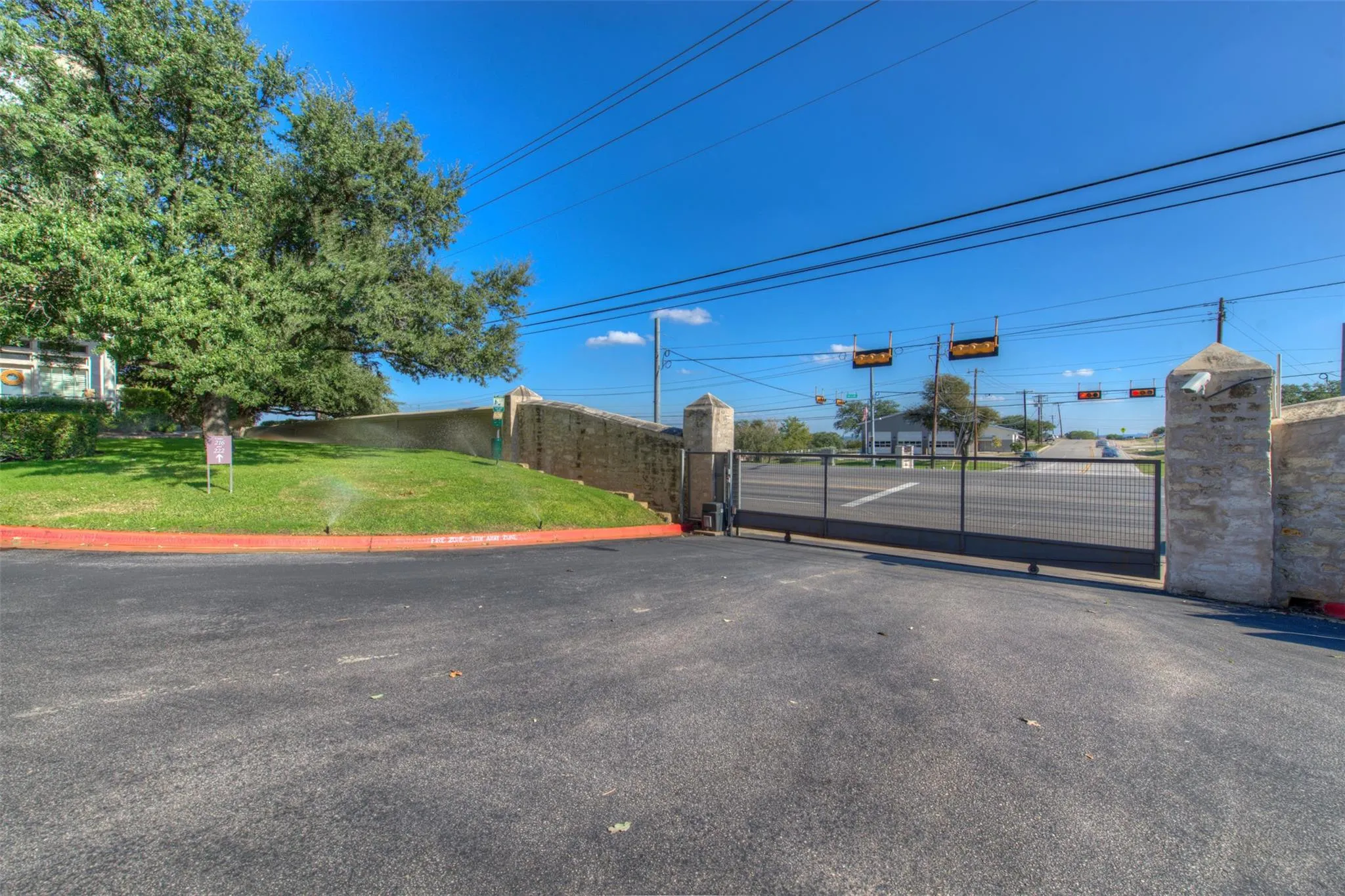 Photo 4 of 2918 N 620 NONE #V267